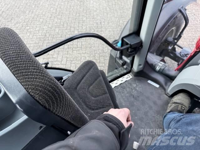 Valtra N134 Hitech 拖拉机/农用车
