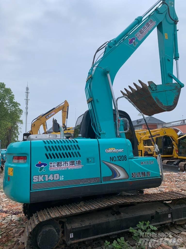 Kobelco SK 140 中型挖掘机