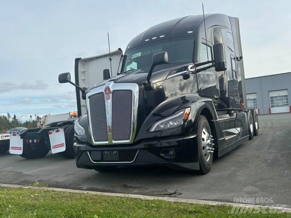 Kenworth T 680 牵引车