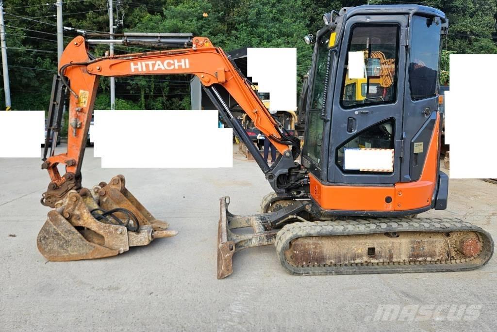 Hitachi ZX 30 小型挖掘机