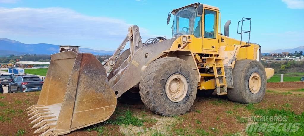 Volvo L 220 E 轮式装载机