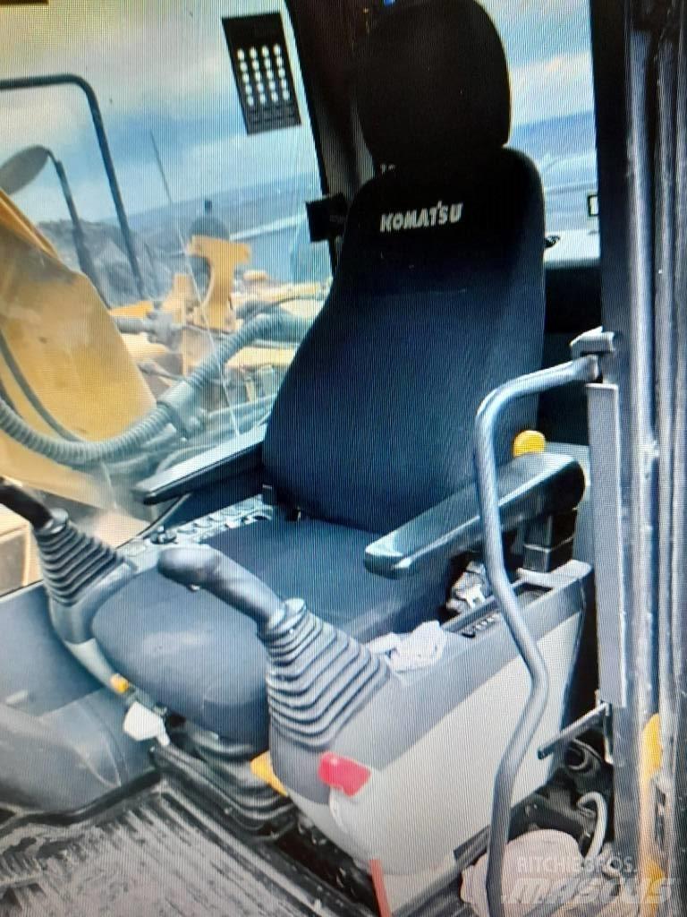 Komatsu HB 215 LC-1 履带挖掘机