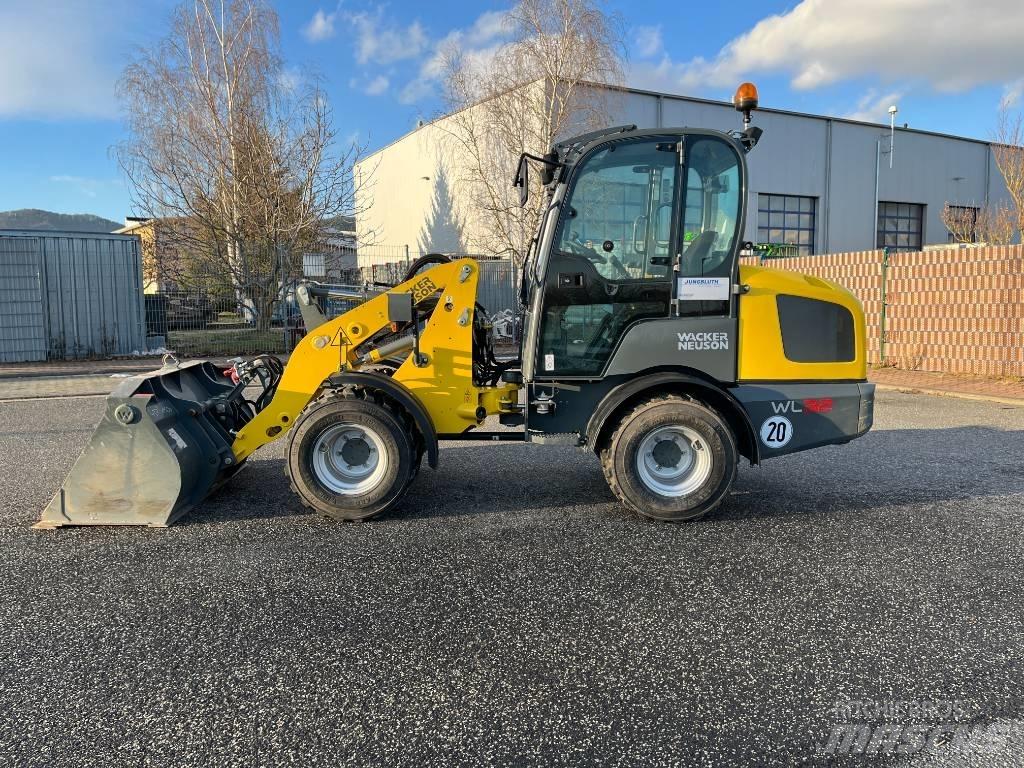 Wacker Neuson WL 32 轮式装载机