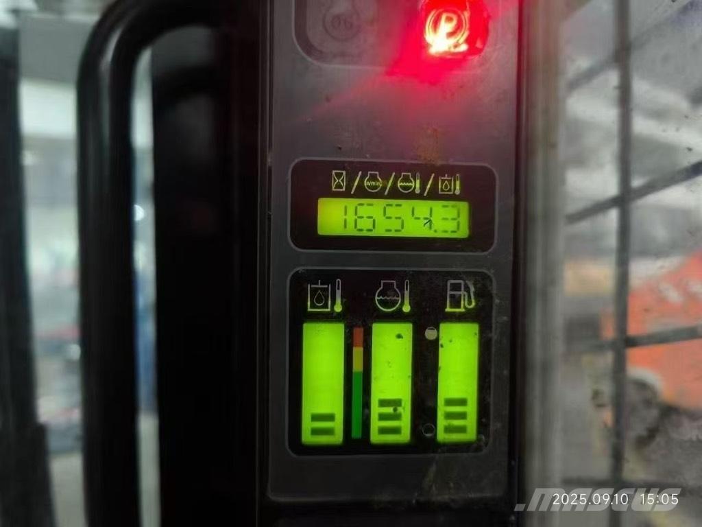 CASE SR 200 滑移装载机