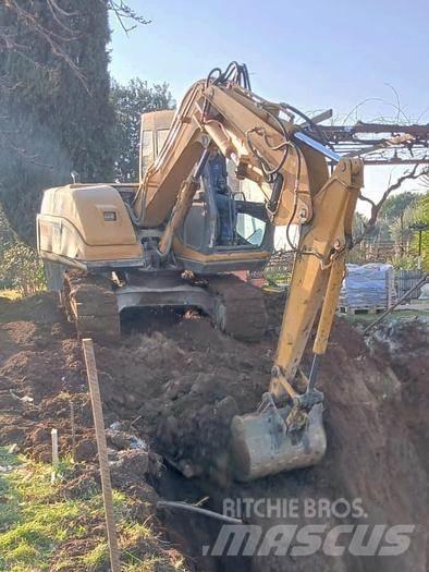 JCB JS70 中型挖掘机