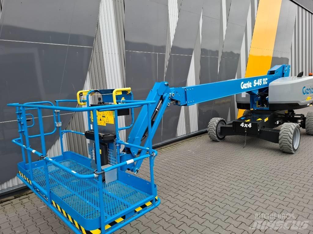 Genie S-45XC 直臂高空工作平台