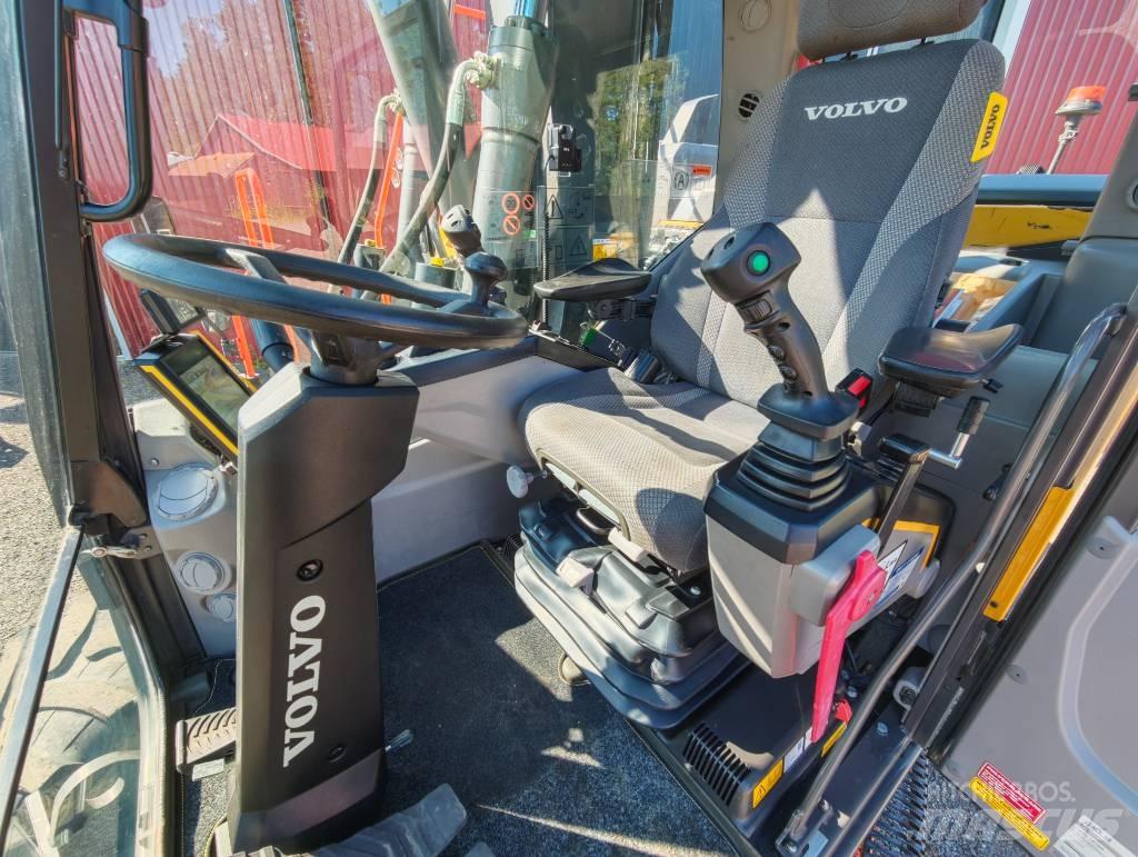 Volvo EW160E 轮式挖掘机
