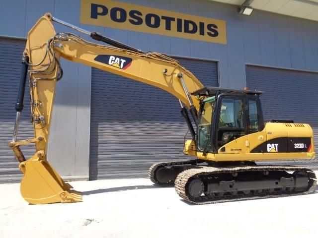 CAT 323 D L 履带挖掘机