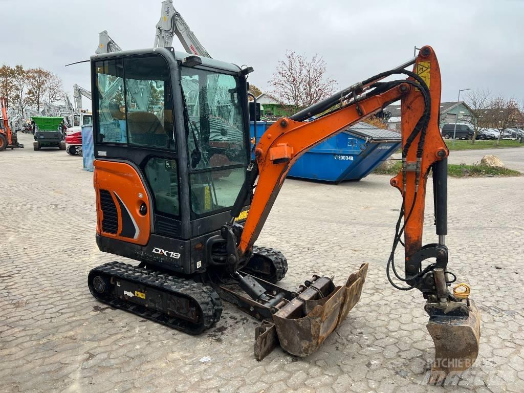 Doosan DX 19 小型挖掘机
