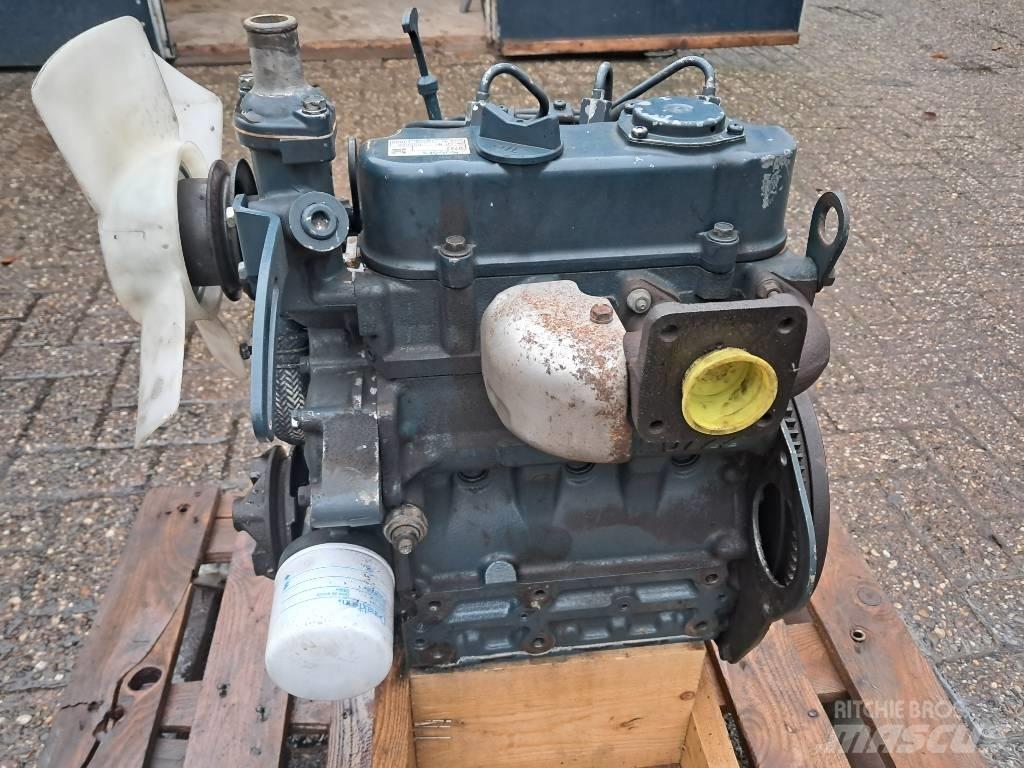 Kubota D722 发动机