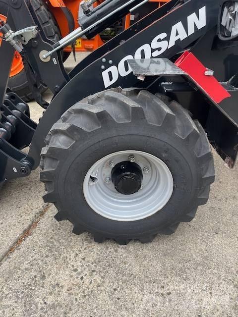 Doosan DL65 小型装载机