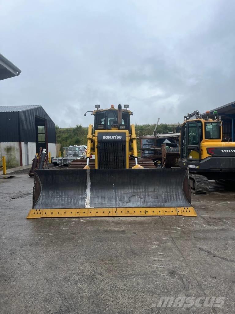Komatsu 65 PX-17 履带式推土机