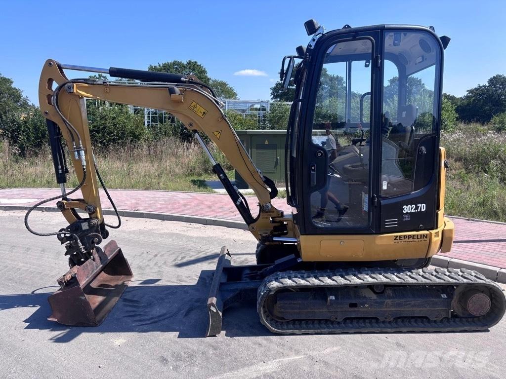 CAT 302.7D 小型挖掘机