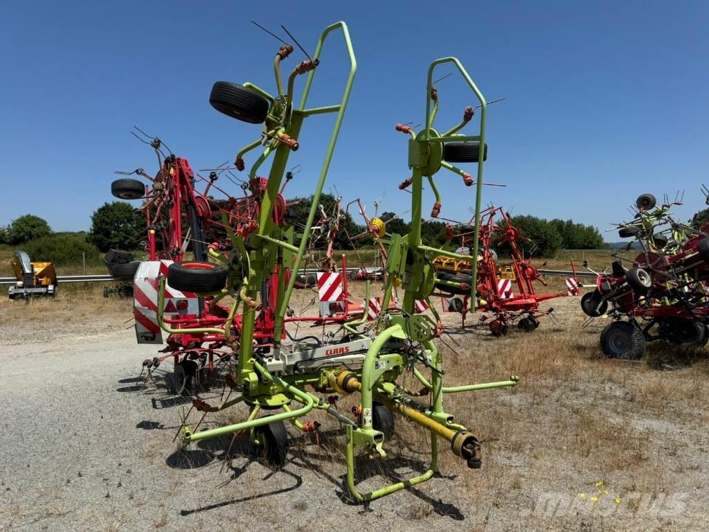 CLAAS VOLTO 670 犁耙和摊草机