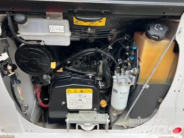 Bobcat S 62 滑移装载机