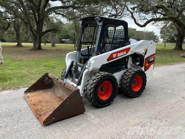 Bobcat S 62 滑移装载机