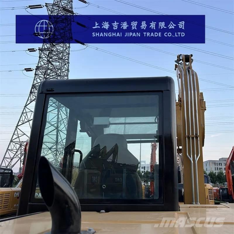 CAT 305.5 E 小型挖掘机