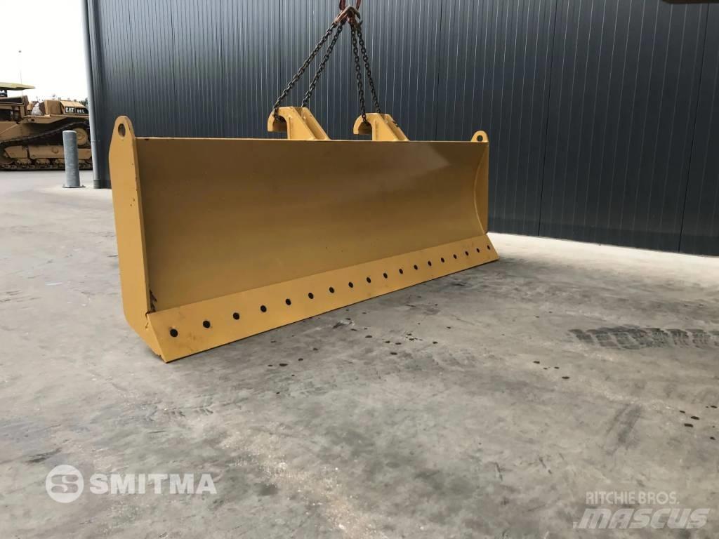 Komatsu QR 推铲