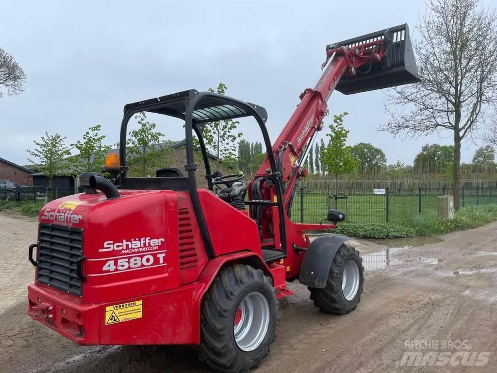 Schäffer 4580T 伸缩轮式装载机