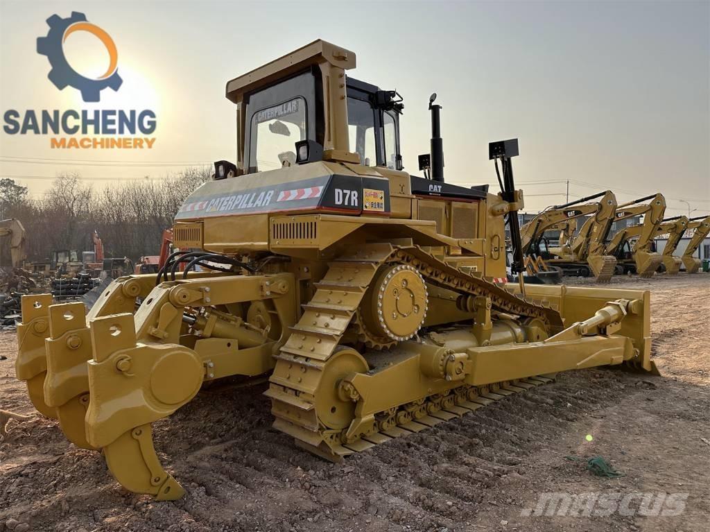 CAT D 7 R 履带式推土机