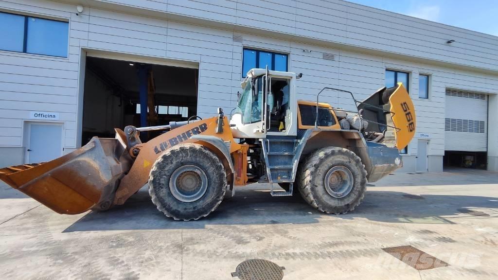 Liebherr L 566 轮式装载机