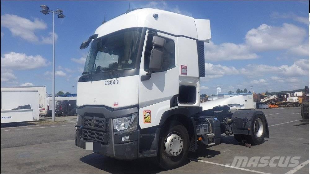 Renault T440 牵引车
