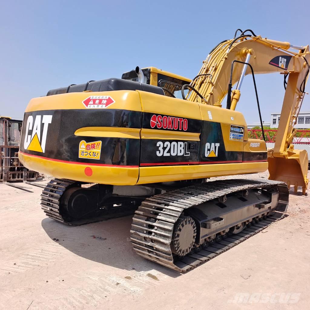 CAT 320 BL 履带挖掘机