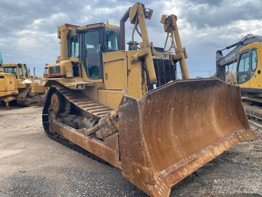 CAT D 7 R 履带式推土机