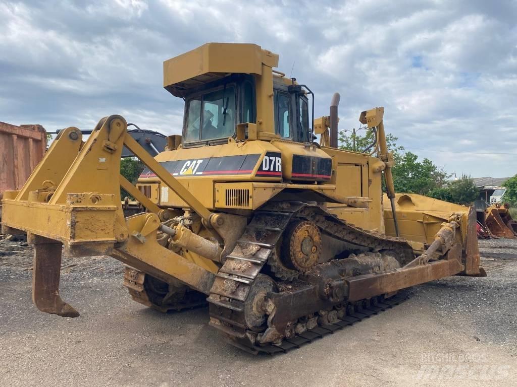 CAT D 7 R 履带式推土机
