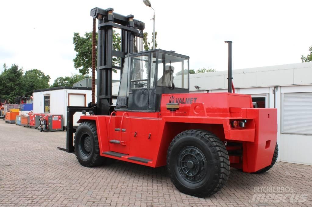 Valmet TD 18-120 柴油叉车