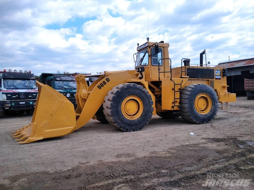 CAT 988 B 轮式装载机