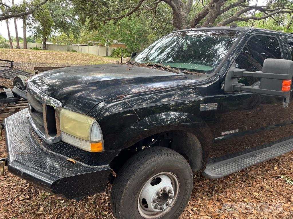 Ford F 350 皮卡车