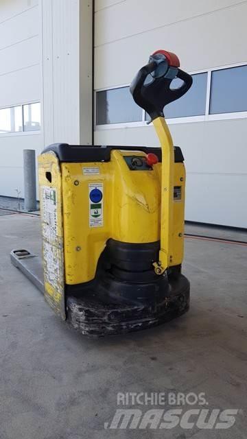 Hyster P 2.0L 手摇升降机