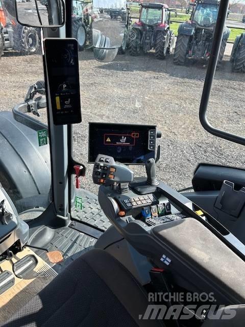 Valtra T 235 D 拖拉机/农用车