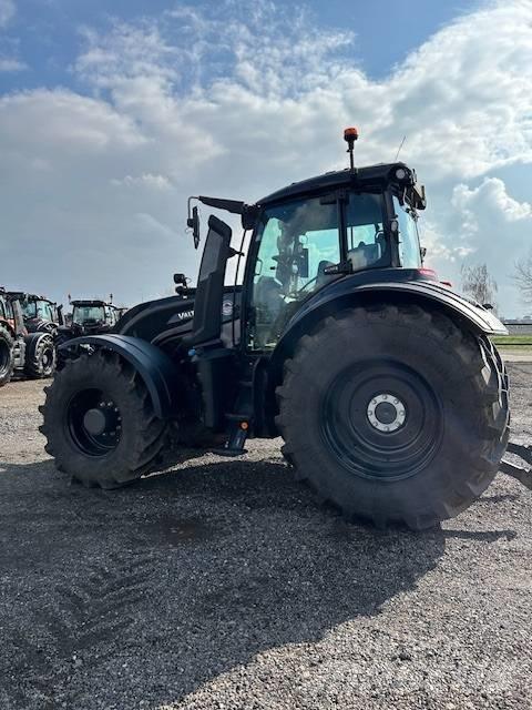 Valtra T 235 D 拖拉机/农用车