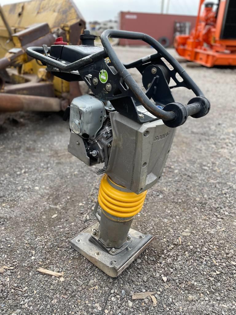Bomag BVT 65 平板夯