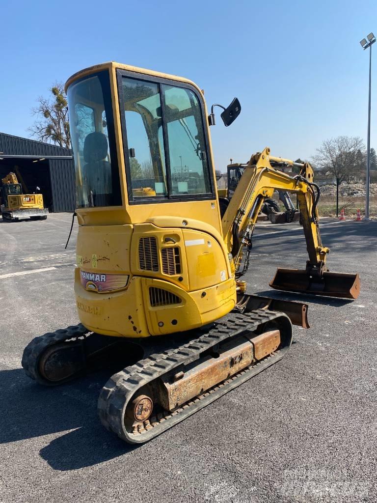 Yanmar Vio 25 小型挖掘机