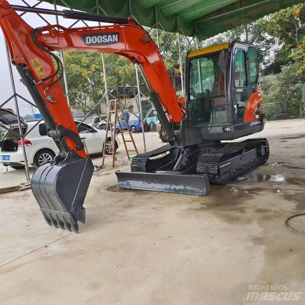 Doosan DX 60-9 C 履带挖掘机
