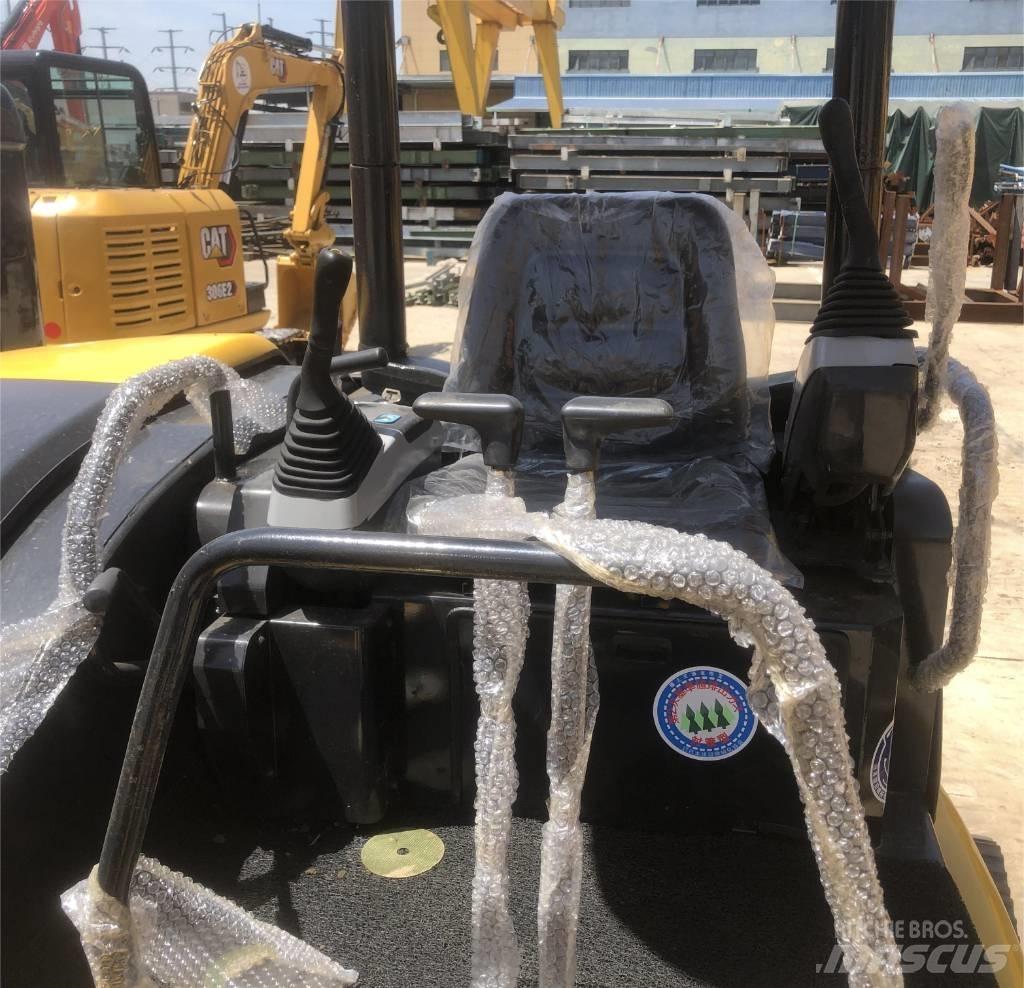 Komatsu PC 50 小型挖掘机