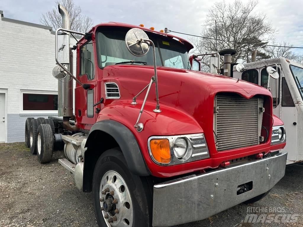 Mack CV 713 可拆卸式卡车