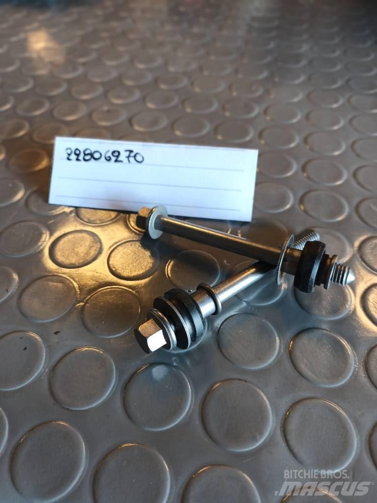 Volvo SCREW 22806270 运输工具-其他