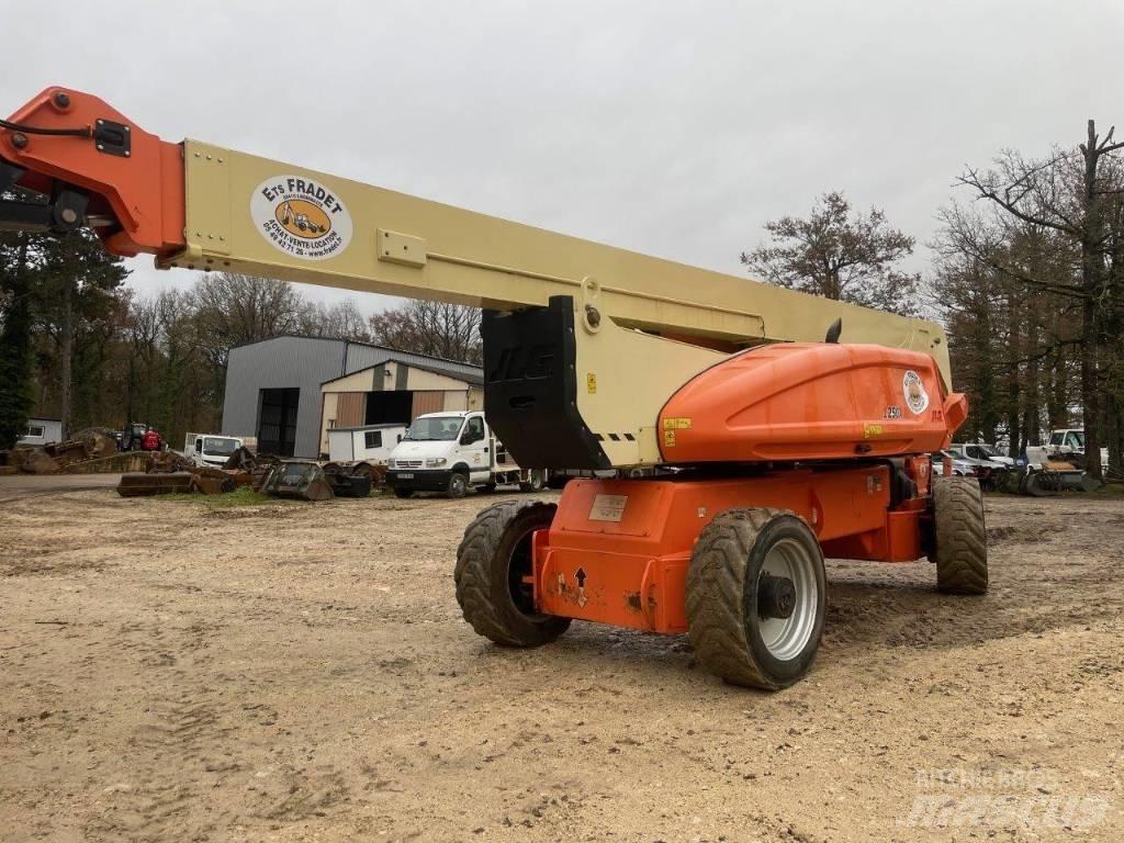 JLG 1250 AJP 曲臂高空工作平台