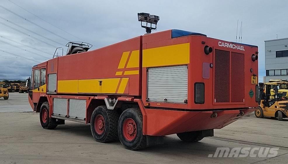  Unipower 6x6 Airport 消防车