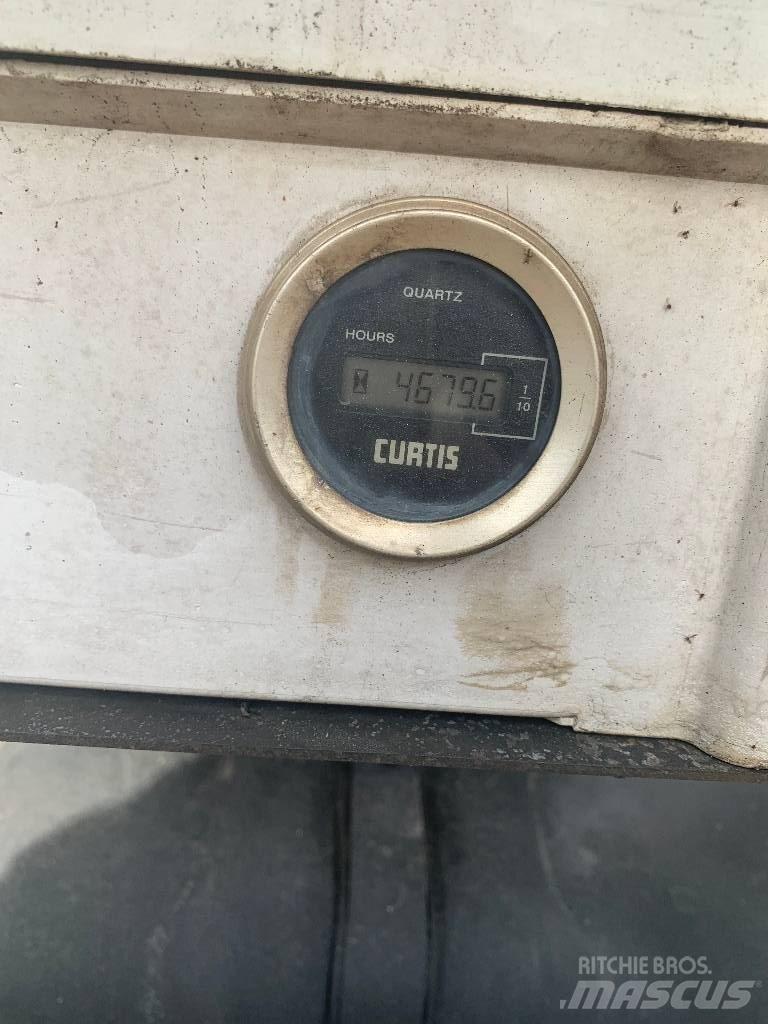 Nissan Cabstar 车载式高空作业车