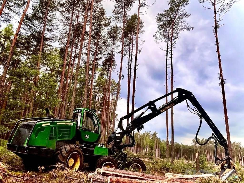 John Deere 1270 G 收割机