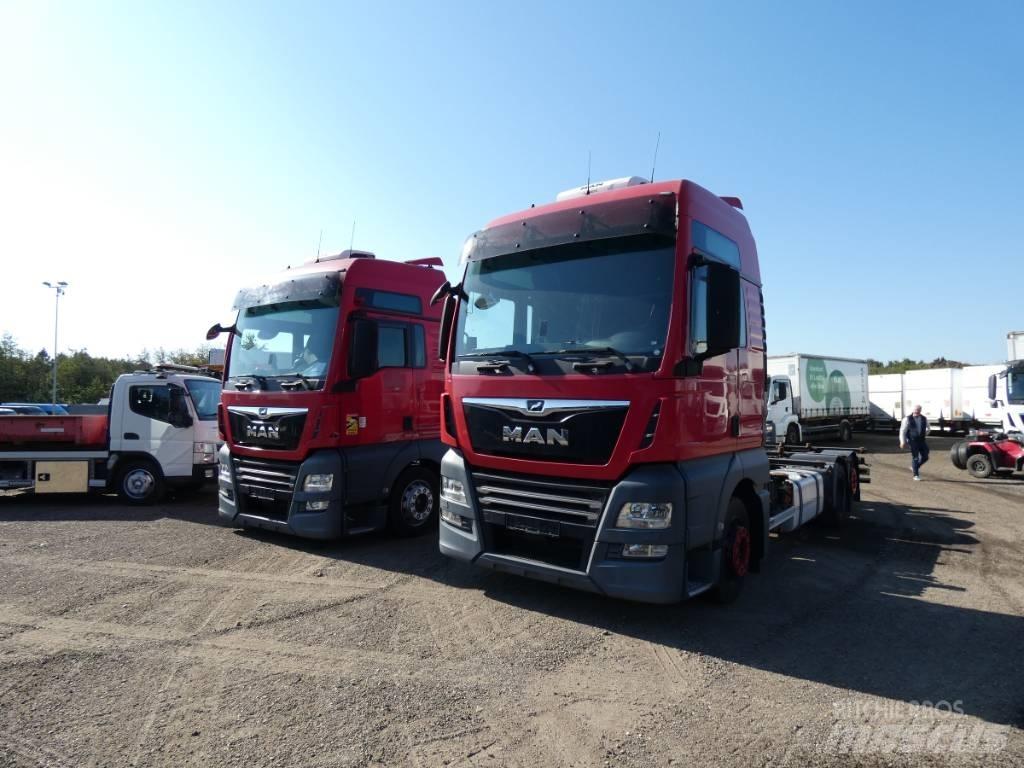 MAN TGX 26.470 平板车