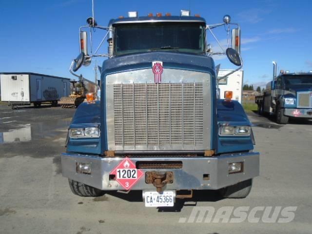 Kenworth T 800 油罐车