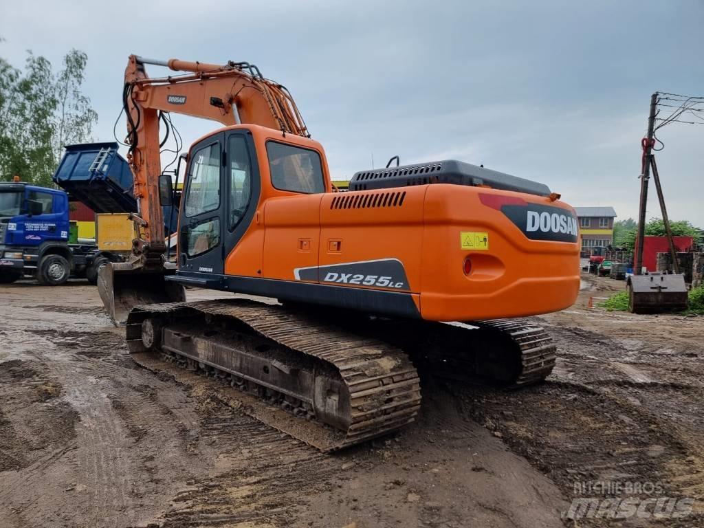 Doosan DX 255 LC 履带挖掘机