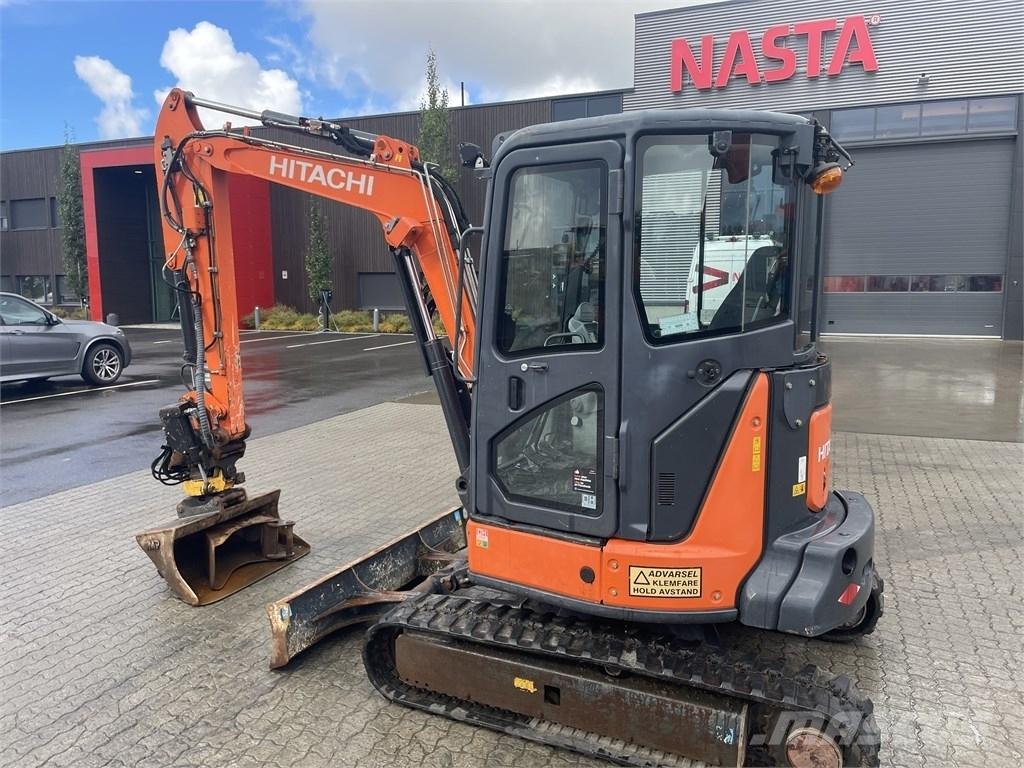 Hitachi ZX 38 U-5 A 小型挖掘机
