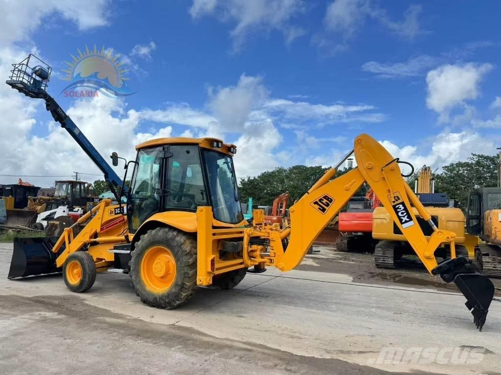 JCB 3 CX 反铲装载机